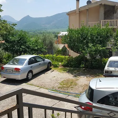 Mitrovic Apartament *